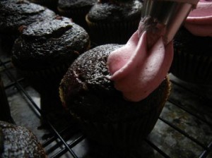 blackcab22 Frosting blackberry cabernet cupcakes
