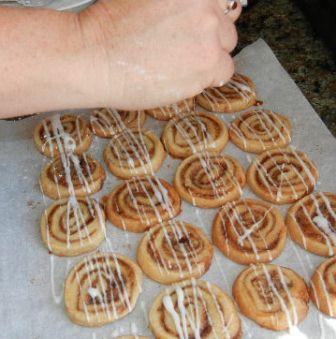 best cinnamon roll cookie recipe