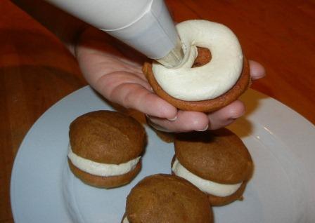 easy pumpkin whoopie pie recipe