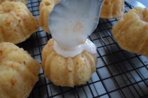 citrus coconut tea cakes