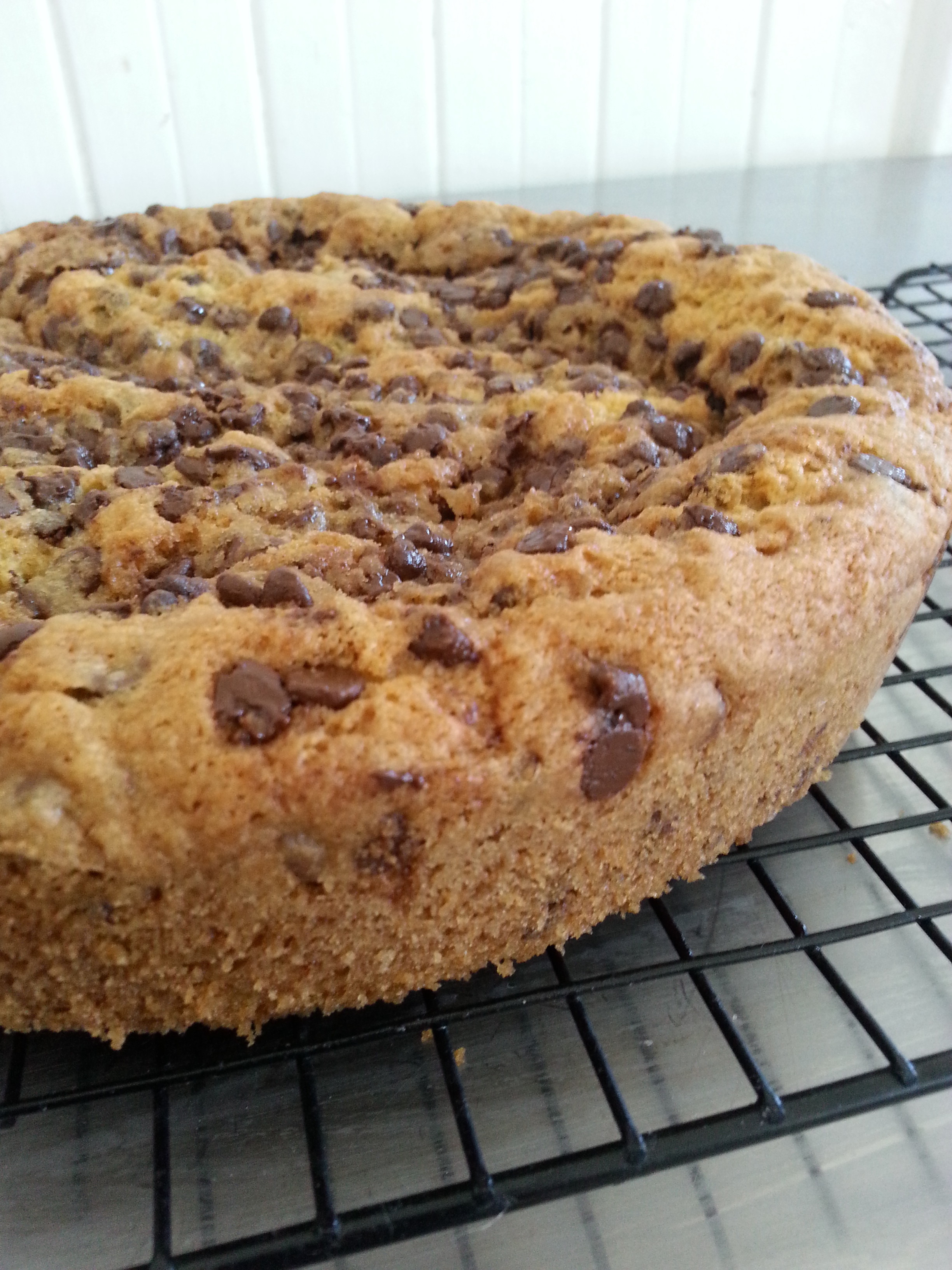 chocolate Chip cookie cake recipe easy