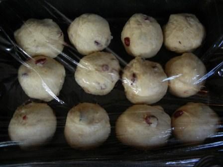 easy recipe hot cross buns