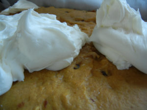 pumpkin spice bars cream cheese frosting